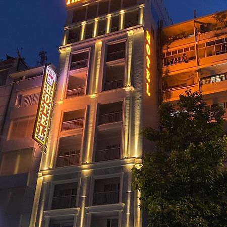 Thien Tai Hotel Хошимин Екстериор снимка