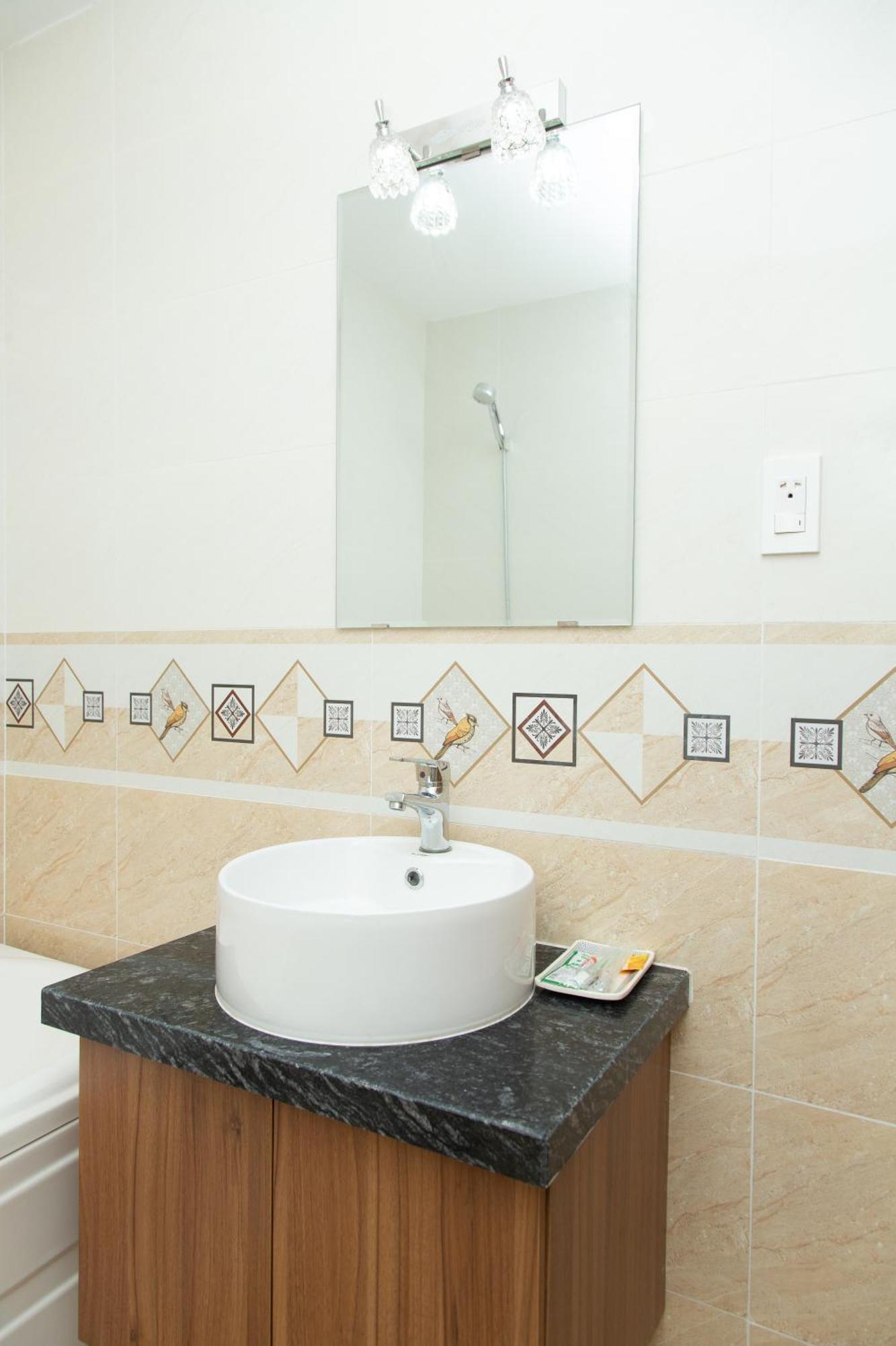 Thien Tai Hotel Хошимин Екстериор снимка