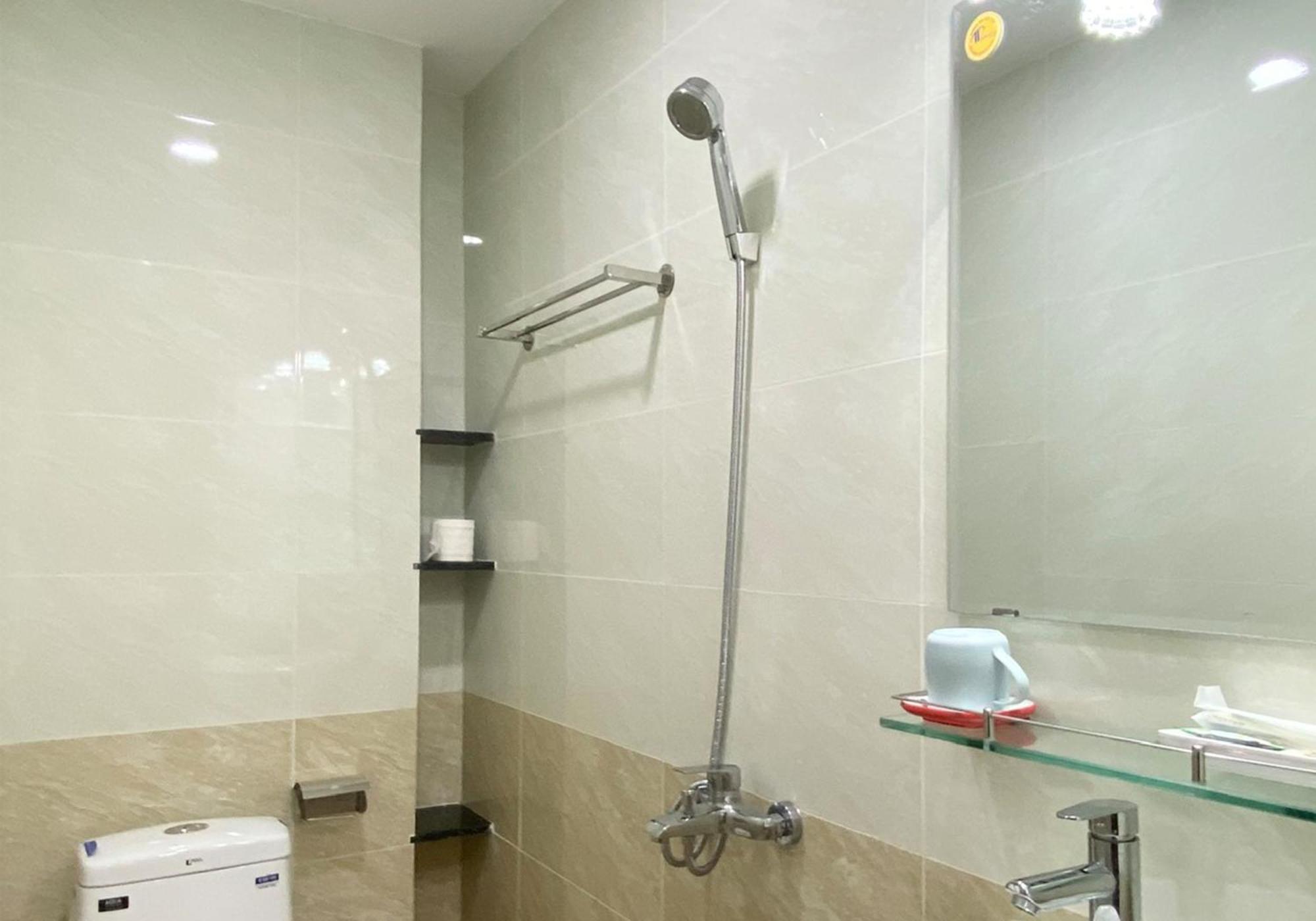 Thien Tai Hotel Хошимин Екстериор снимка